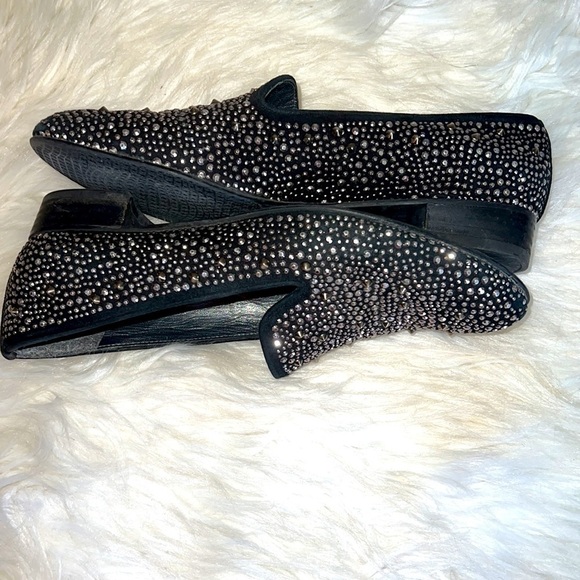 Stuart Weitzman Slipbead Studded Black Flats Sz-8 - Picture 4 of 9